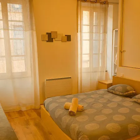 Le Soleil Du Pont Vieux - Avec Terrasse - Wi-fi - Proche Cite Medievale Lejlighed *