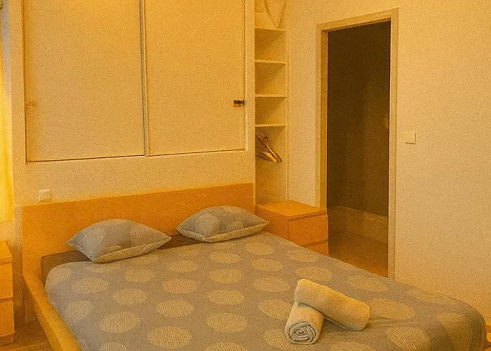 Le Soleil Du Pont Vieux - Avec Terrasse - Wi-fi - Proche Cite Medievale * Carcassonne